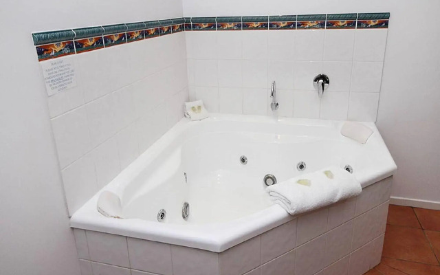 Browns Plains Motor Inn