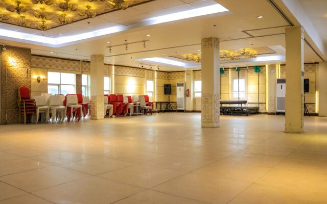 RedDoorz Plus near UV Mandaue Cebu