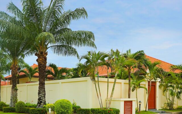 Majestic Villas Cosy Beach Pattaya