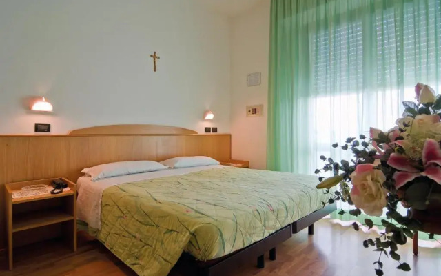 Little Hotel