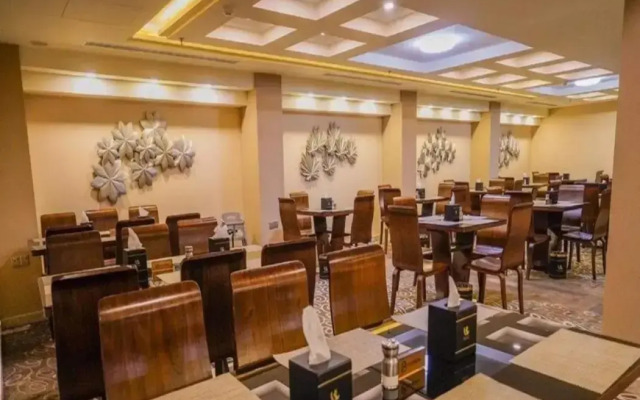 Al Sahla Land Hotel