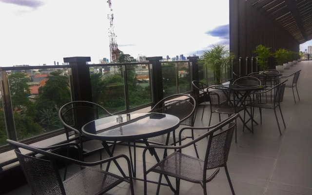 2Br Luxurious Loft Apartment At Maqna Residence