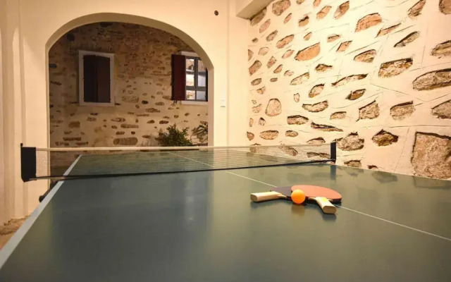 Villa Gaia Syros 1800 s Stone Building