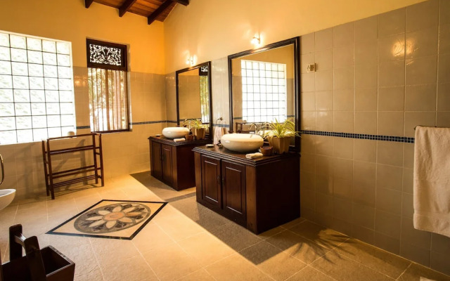 South Point Villa - Whole Villa (Sleeps 6)