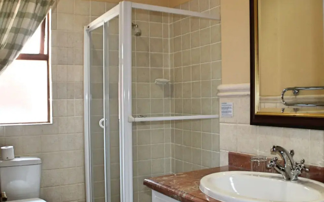 N-Self Catering Lodge