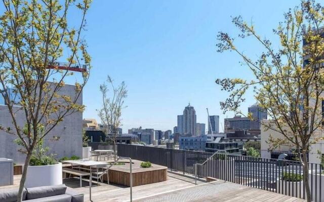 The Surry Apartments by Urban Rest