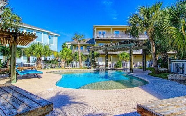 Next Chapter 3Br Condo