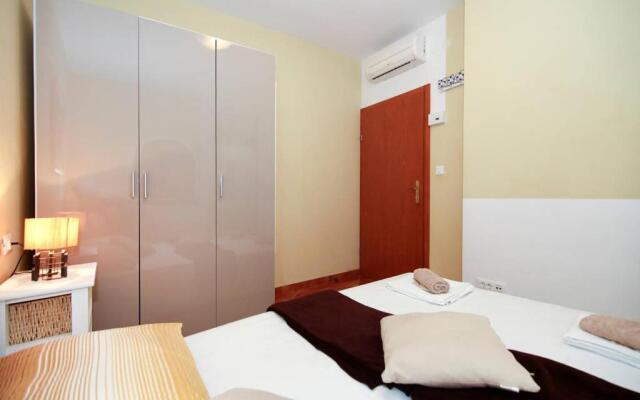 Apartments Ambiente mit Pool