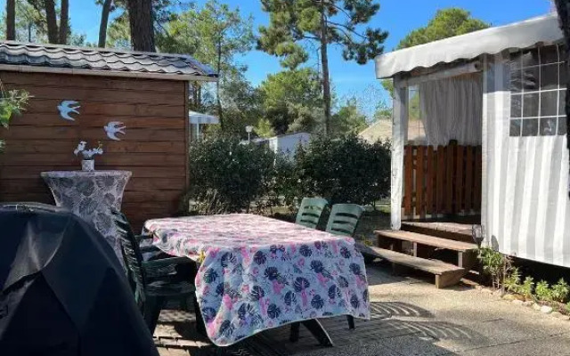 Mobile home 4 à 6 personnes, camping 4 étoiles