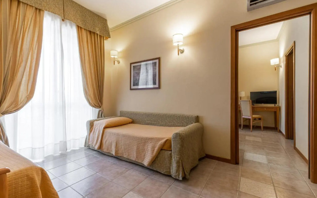 Hotel Relax