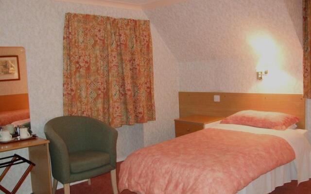 MacDougall Clansman Hotel