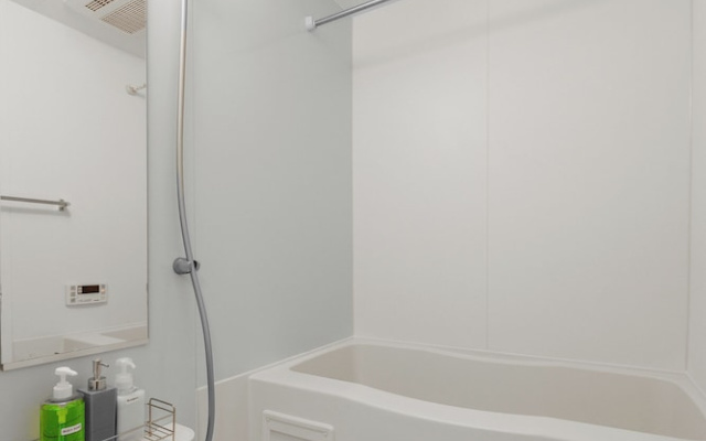 E-Us Naebo Station 103