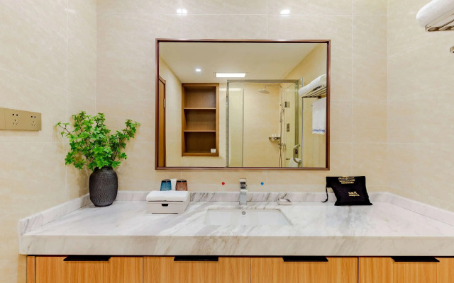 Howard Johnson Lakeview Hotel Huaibei