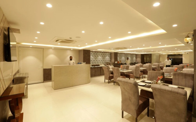 Hotel Sakura by Maps, GURGAON