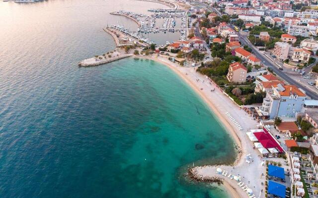 Apartments with a parking space Podstrana, Split - 8616
