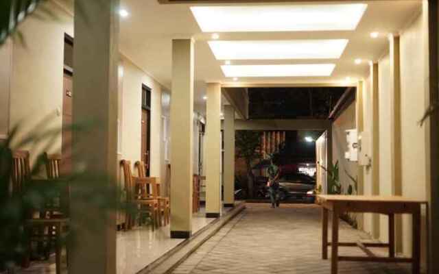 Kedaton House Syariah Banyuwangi