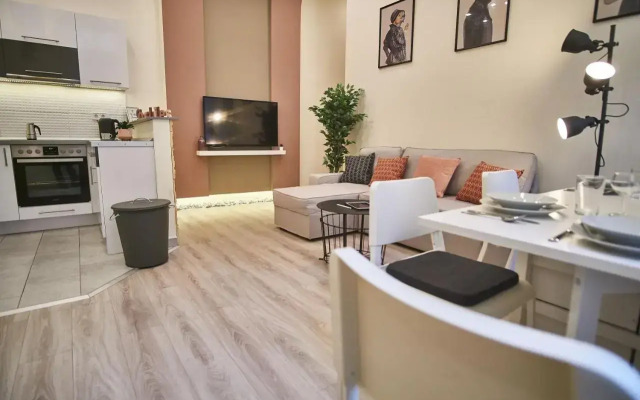 F4 Design Apartment- Budapest