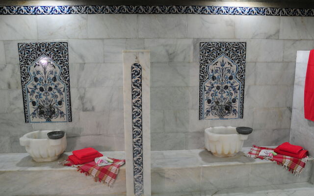 Ata Park Hotel