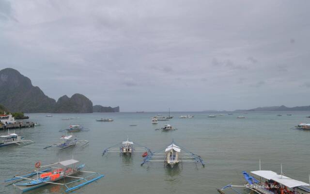 Nido Bay Inn
