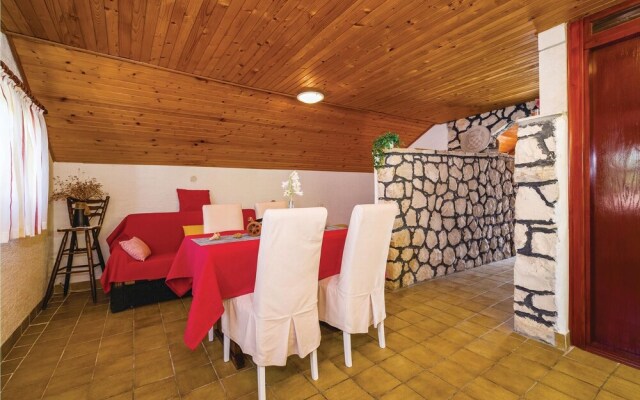 Stunning Home in Privlaka With Wifi and 3 Bedrooms