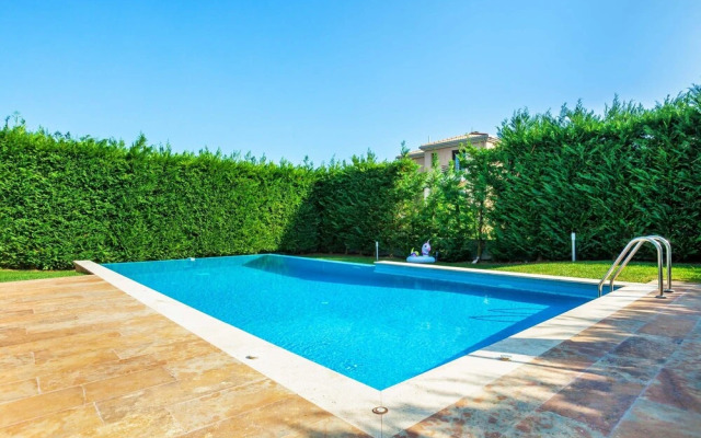 Orange Tree Villas