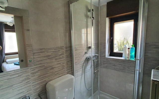 LAZY TURTLE, parking, barbecue, bicycle