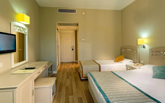 Greenwood Kemer Resort