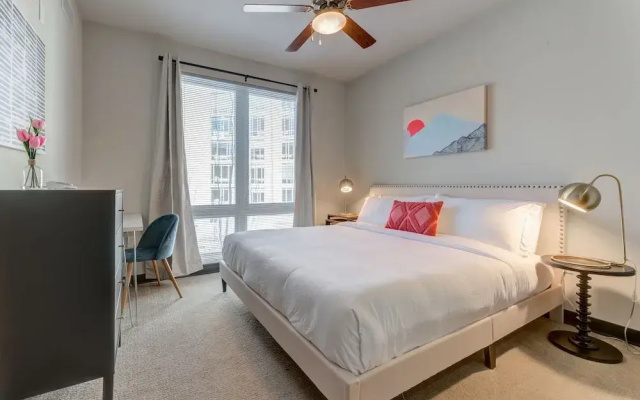 Milwaukee Beautiful Family 2BD 2BA Downtown Apartment