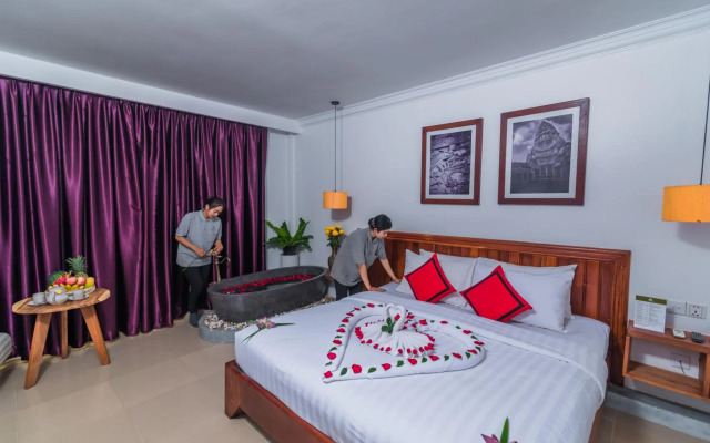 Mekong Angkor Deluxe Hotel