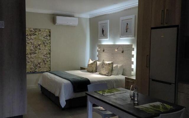 Studio 5 Churchill Lane Apartment