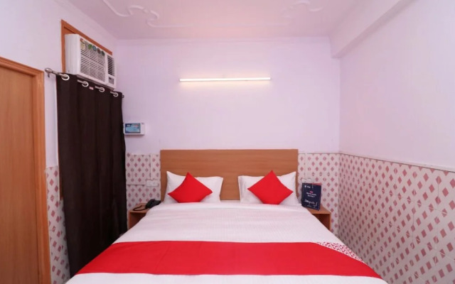 OYO Townhouse 347 Near Bus Stand