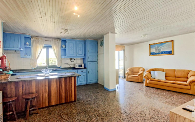 Viana Fishers House - Apartamentos em Frente ao Mar