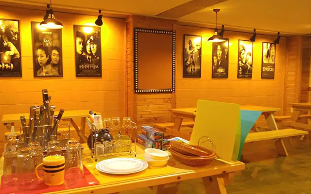 Paju One-frame Pension