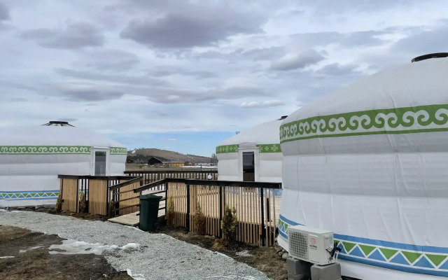 Юмарт озеро Талкас База семейного отдыха