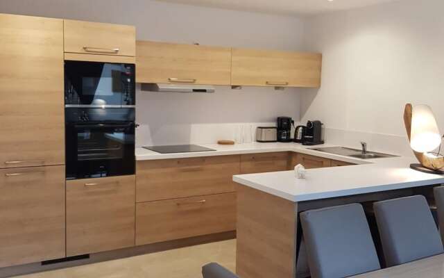 LES Balcons DE Pierre Pomme N°1 : 5 Pièces 8 à 10 Personnes / 5 Rooms 8 to 10 People