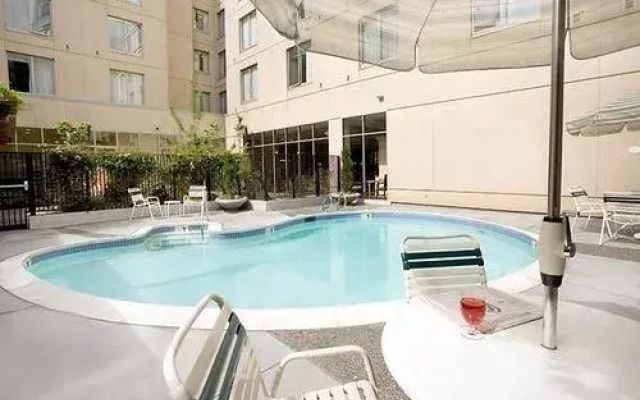 Courtyard Oakland Downtown