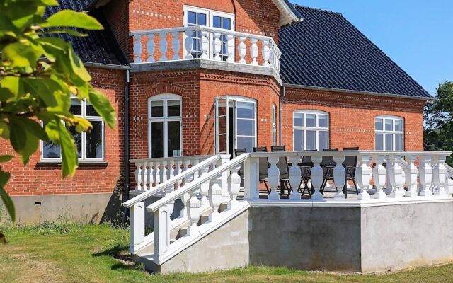 12 Person Holiday Home in Nyborg