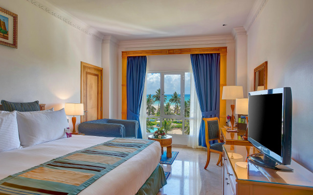 Crowne Plaza Resort Salalah by IHG