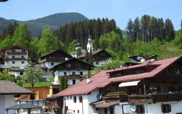 Single House Marienbergl Fugen With Sauna