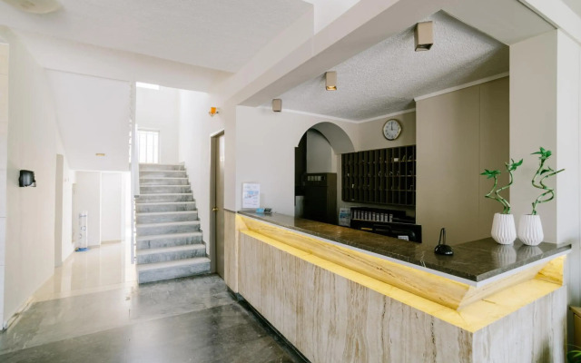 Zephyros Hotel