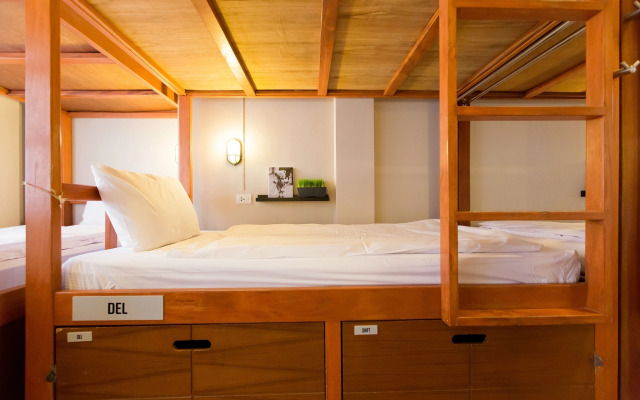 Pak-Up Hostel
