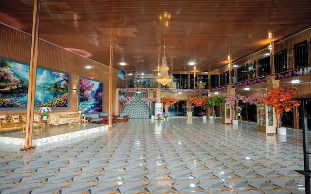Mik Resort & Hotel