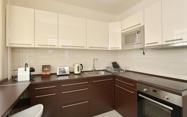 Deak Apartment