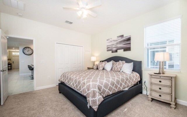 Amazing House! - Champions Gate - 1585SW