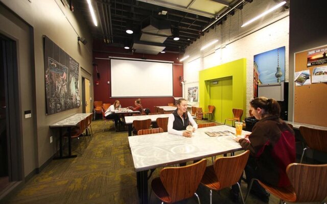 HI Boston - Hostel