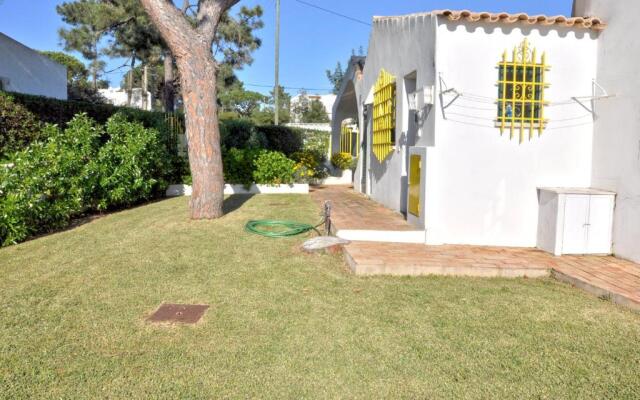 Located on a Quiet Cul-de-sac, Just Within 1 Mile From the Centre of Vilamoura