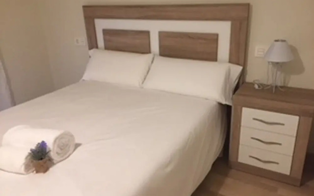 Apartamento Turísticos Puente Romano P3 2-B