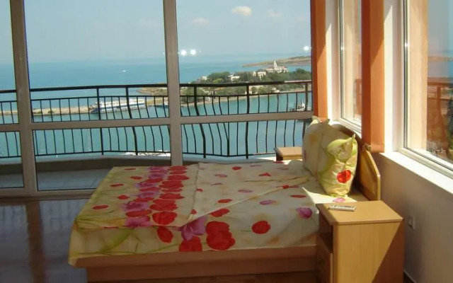Panoramic Penthouse Sozopol