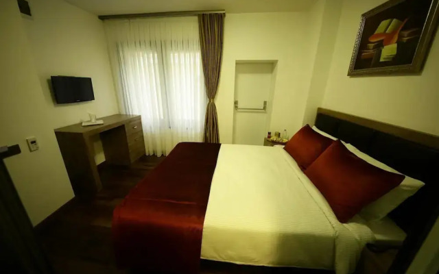 Pandora Suit Otel