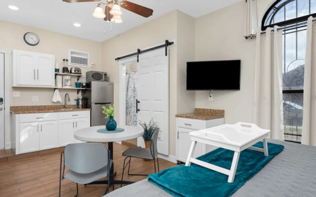 Charming Studios Mission TX